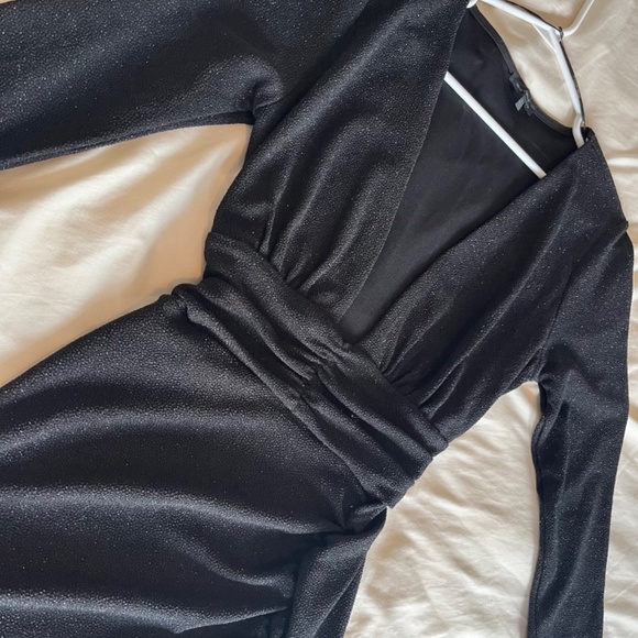 Black Latest Scoop Party Dress with shimmer finish - Picture 2 of 6